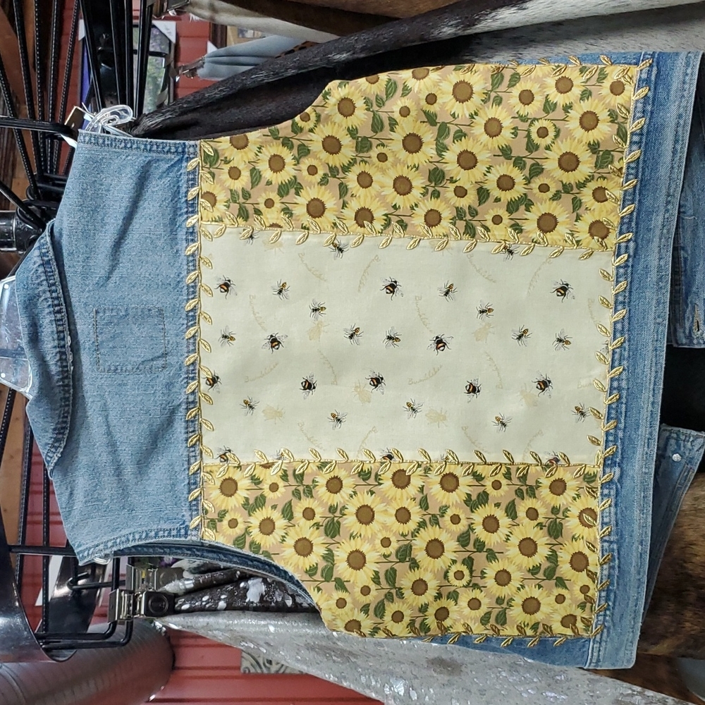 Custom designed jacket - Picture 4 of 4